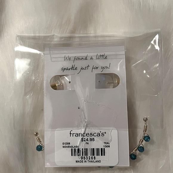 Francesca’s Gold Hoop Earrings! - Picture 2 of 2